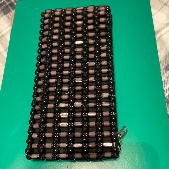 Beaded purse - Picture 1 of 5